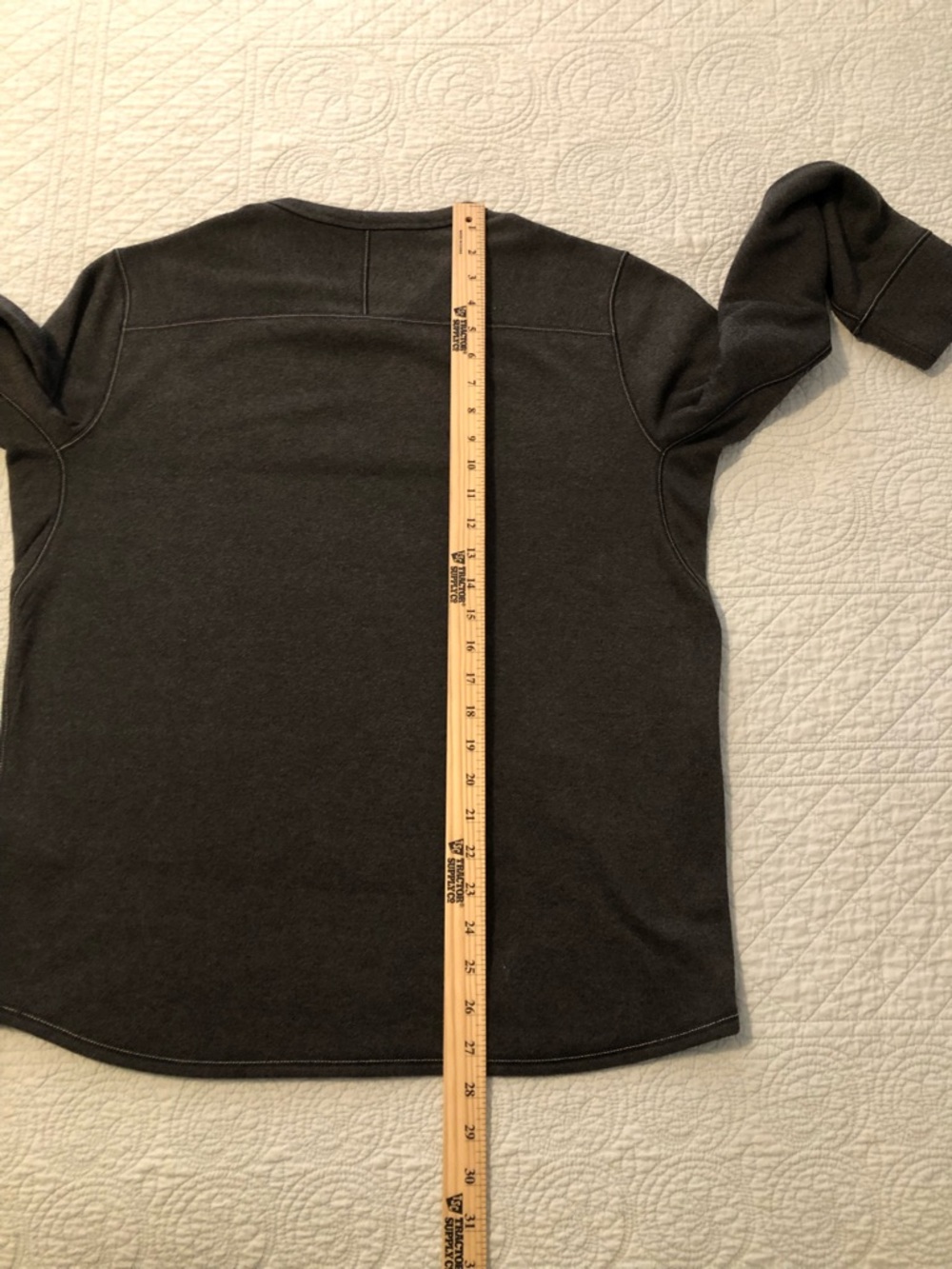 Buki Rugvee v-neck pullover. Size small-medium. - Picture 11 of 13